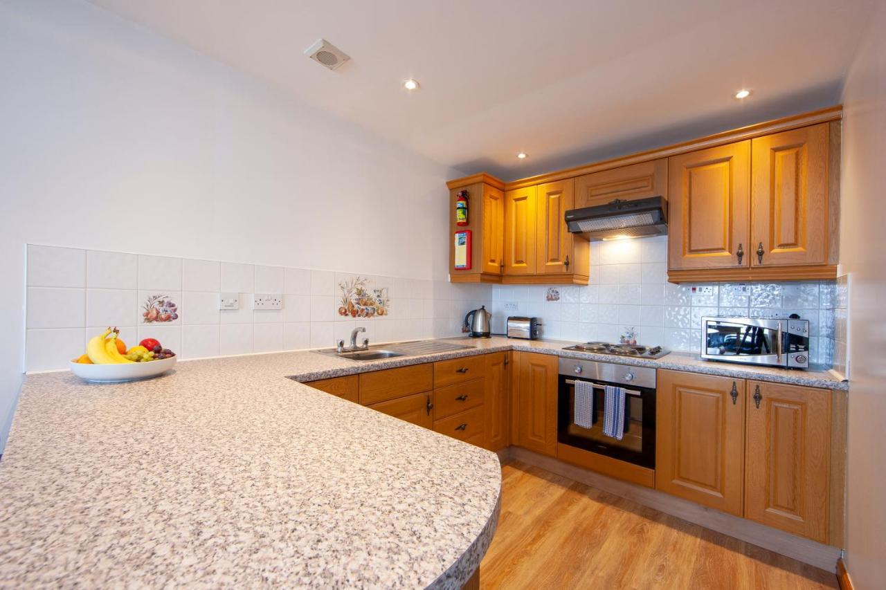 Esplanade Court Holiday Apartments オーバン エクステリア 写真
