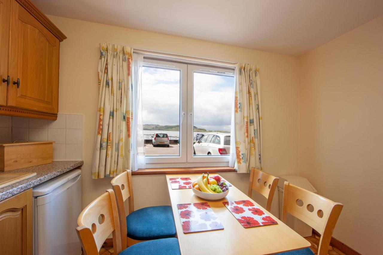 Esplanade Court Holiday Apartments オーバン エクステリア 写真